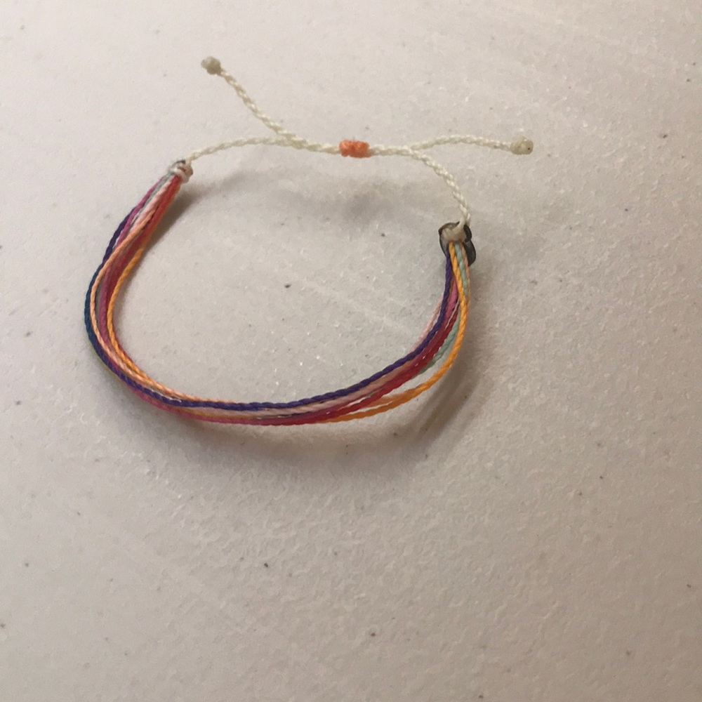 New Pura Vida bracelet